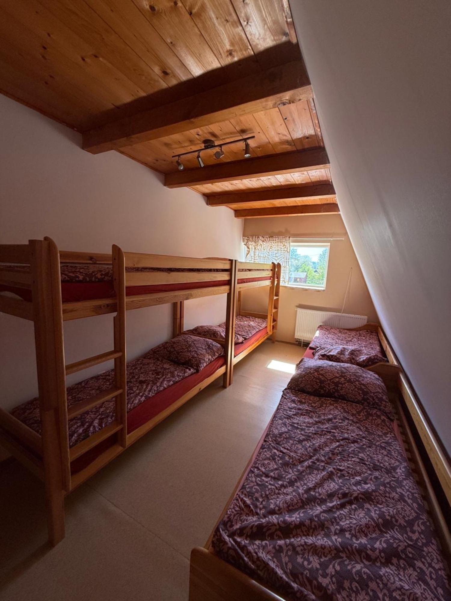 Ubytování Samba Benesov u Semil Exterior foto